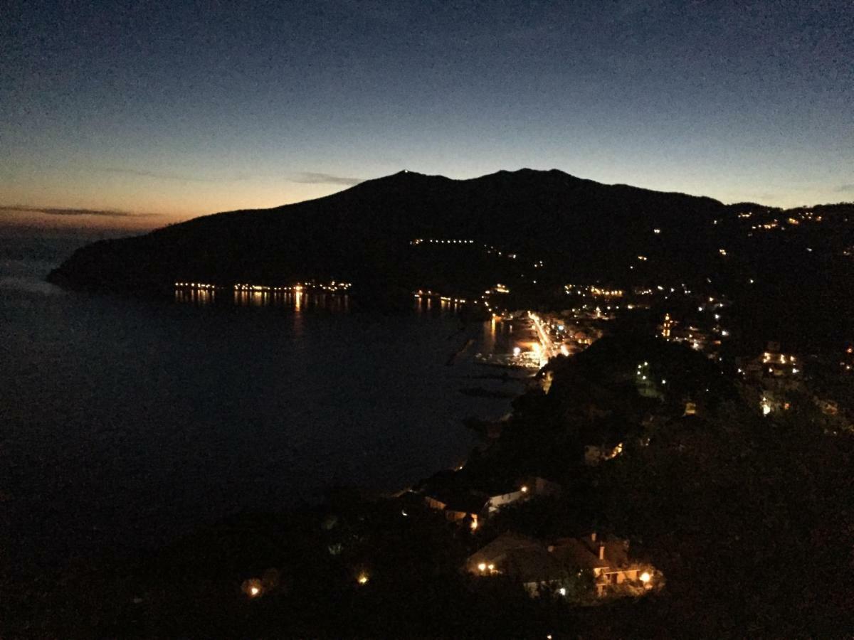Appartamento A Moneglia, Tra Portofino E Le Cinque Terre Luaran gambar