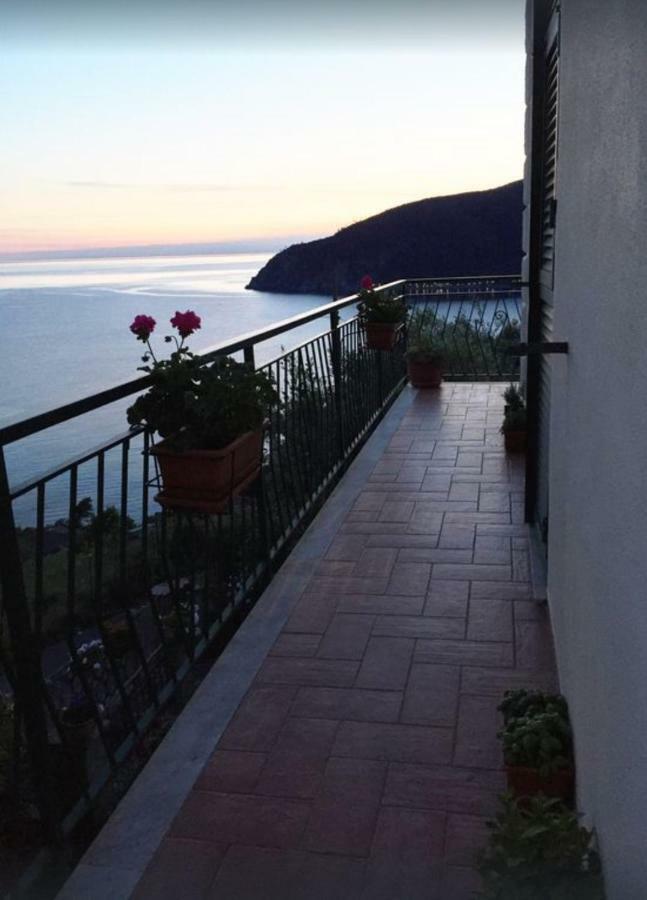 Appartamento A Moneglia, Tra Portofino E Le Cinque Terre Luaran gambar